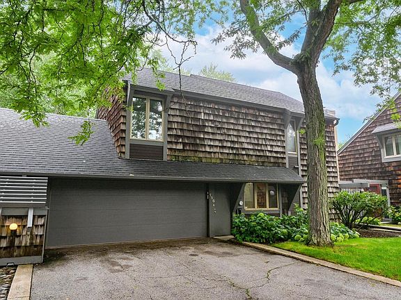 2nd image of 156 Lakefield COURT