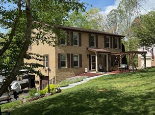 210 Redbud Dr, Beckley, WV