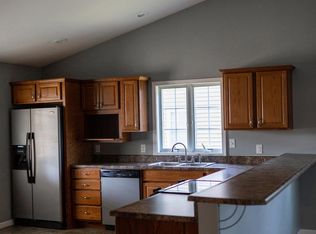 2116 Cody Dr #B, Eureka, IL