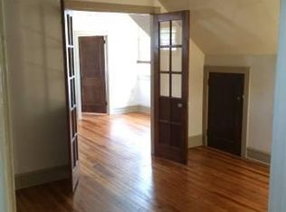 7800 Montgomery Ave, Elkins Park, PA 19027