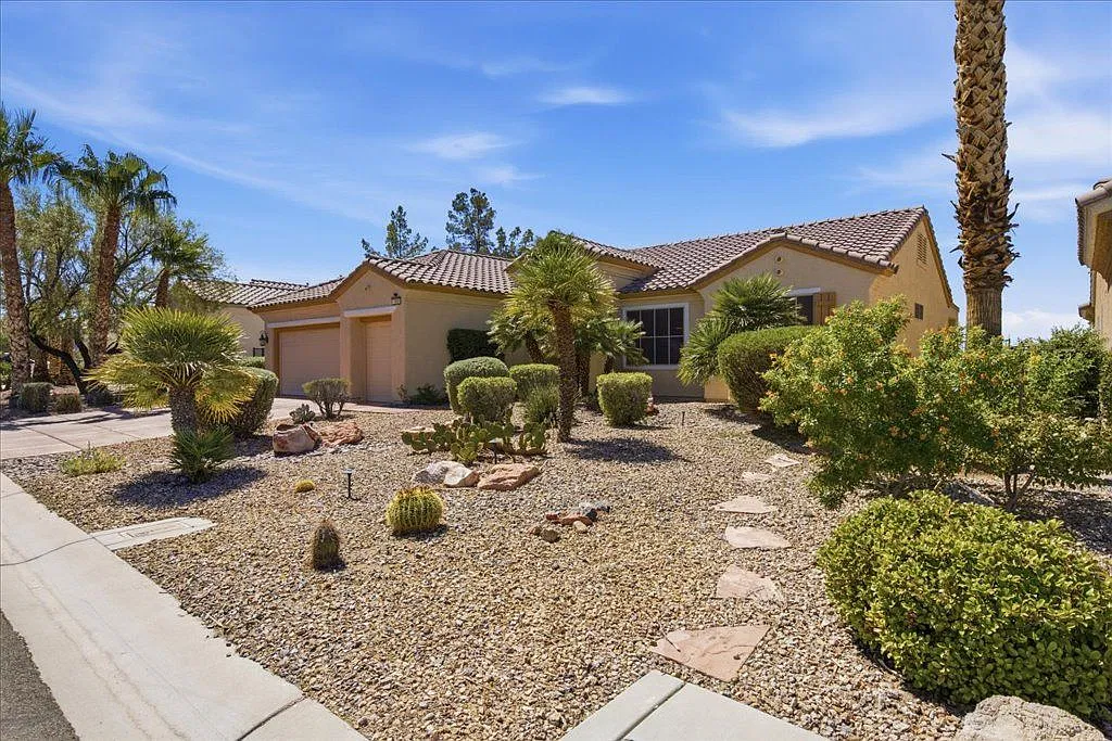 2 bed, 2.0 bath, 1837 sqft, $3,000 — Photo 3