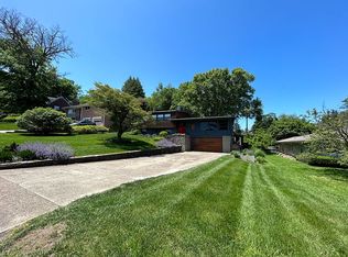 1215 Cardinal Dr, Audubon Park, KY 40213