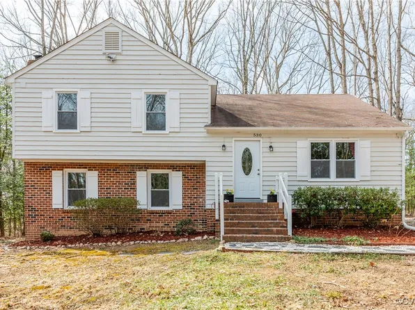530 Comstock Dr, North Chesterfield, VA 23236
