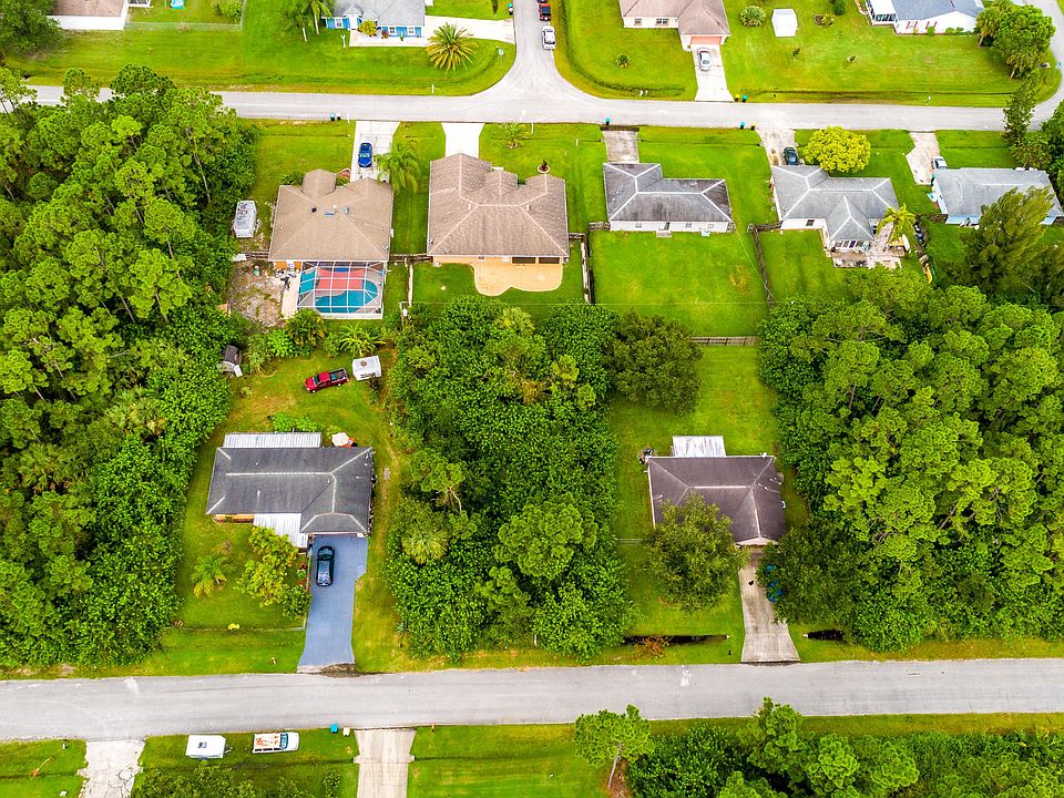 1st image of 778 Darby Ave SW