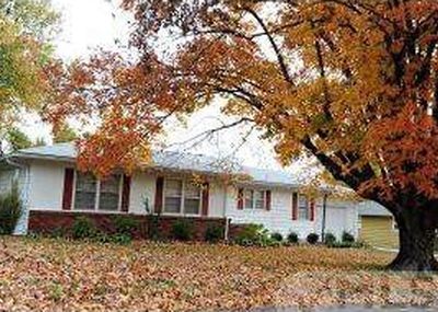 1323 Crestwood Dr, Webb City, MO, 64870