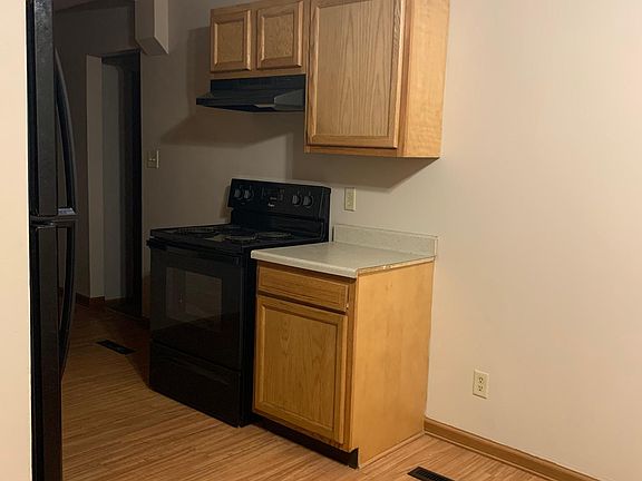 2nd image of 1735 Brentnell Ave