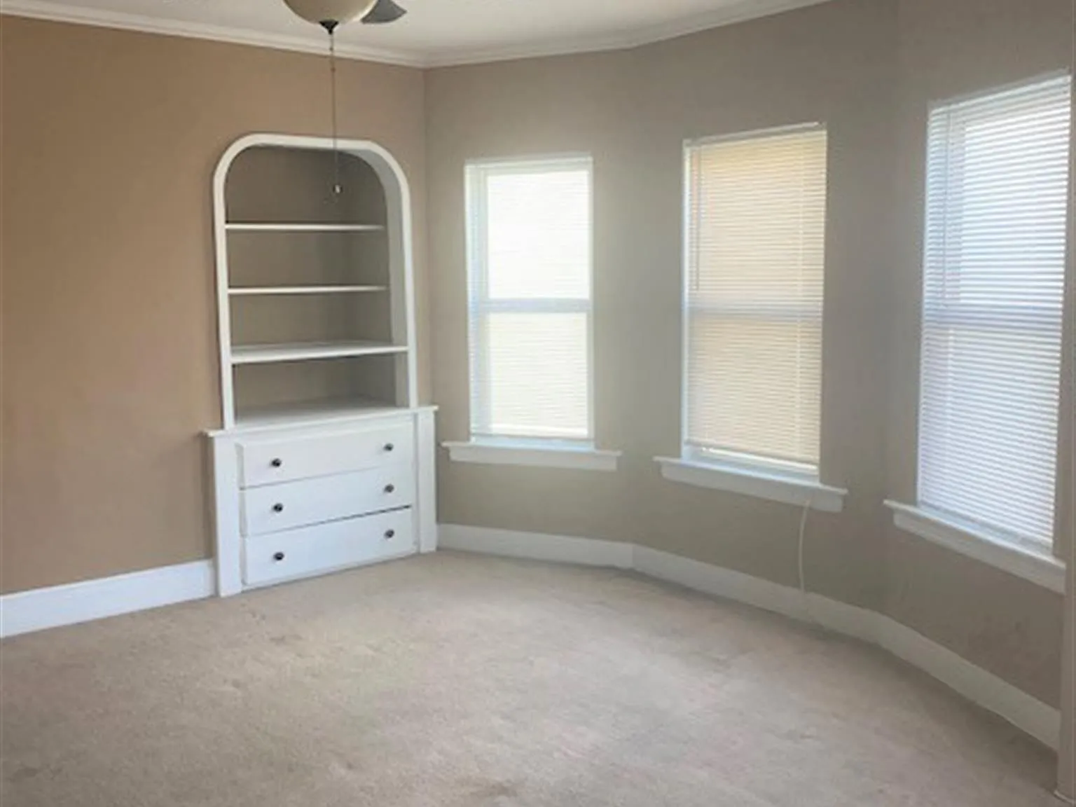 2 bed, 1200 sqft, $2,850 — Photo 3