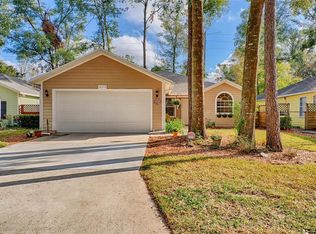 12313 NW 7th Ln, Newberry, FL 32669