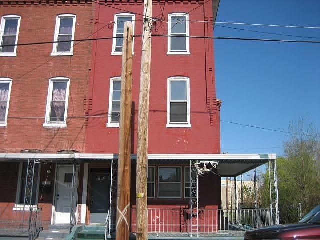 1st image of 61 N 14th St