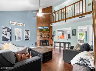 9208 Eupora Ct, Jeffersontown, KY 40299