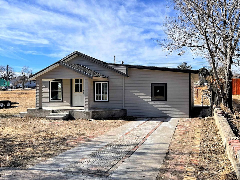 1st image of 907 Avenue K