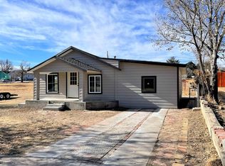 907 Avenue K, Dodge City, KS 67801
