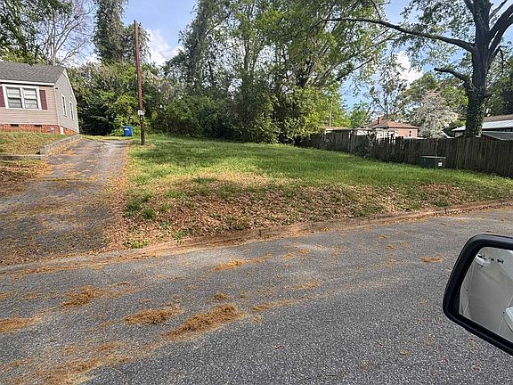 2nd image of 113 Timothy St