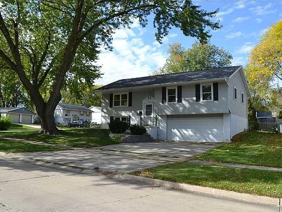 Front Ext (great neighborhood)