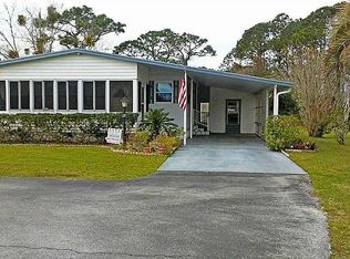 3298 Country Ln, Deland, FL 32724