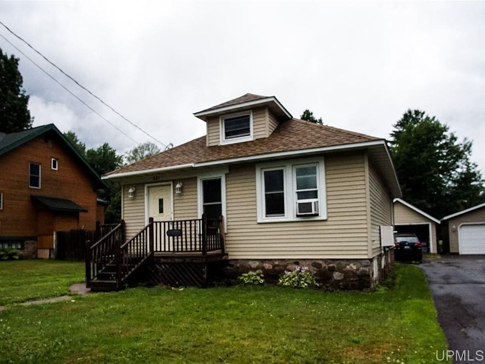 1st image of 921 N Hemlock St