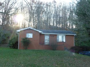 5714 Carter Rd, Knoxville, TN 37918