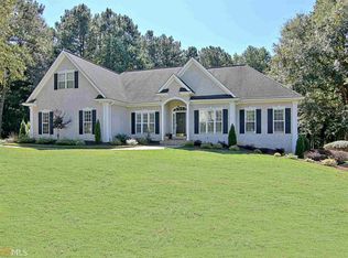 10 Bay Dr, Newnan, GA 30263