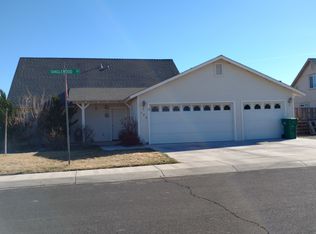 708 Tanglewood Dr, Fernley, NV 89408