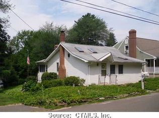 145 Lake Ridge Hts, Middletown, CT 06457