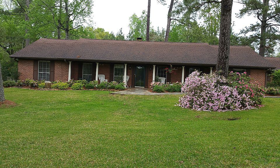 View from front yard