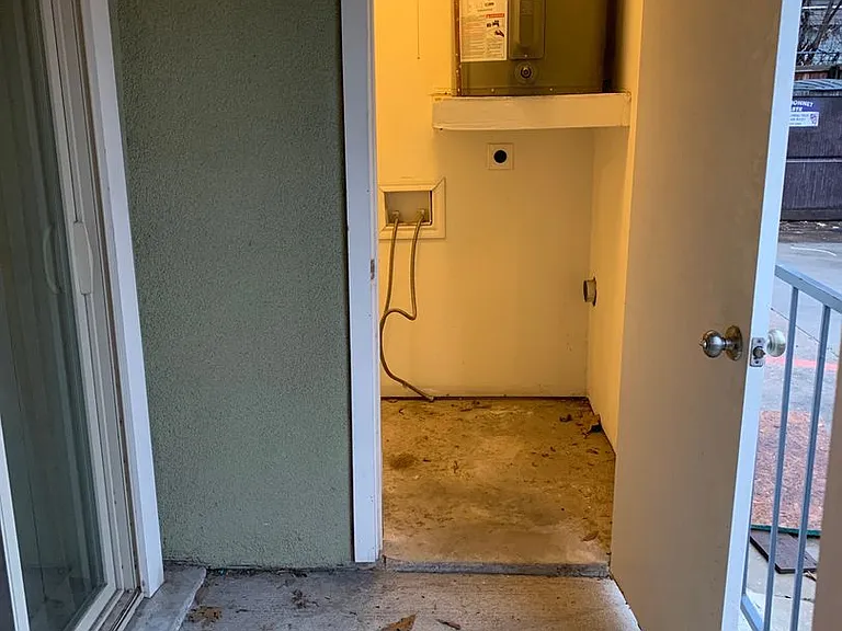 Monarch Place — Photo 5
