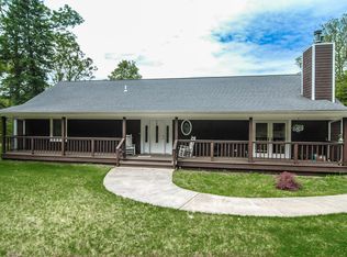 1815 Hunterbrook Rd, Yorktown Heights, NY 10598