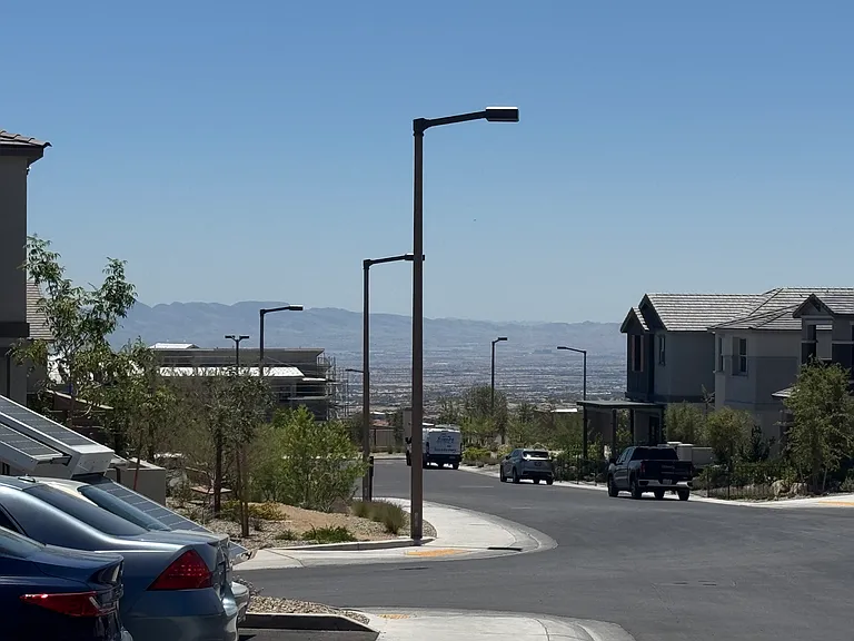Cinder Cone Ln — Photo 31