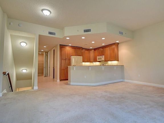 5th image of 12555 SE Old Cypress Dr
