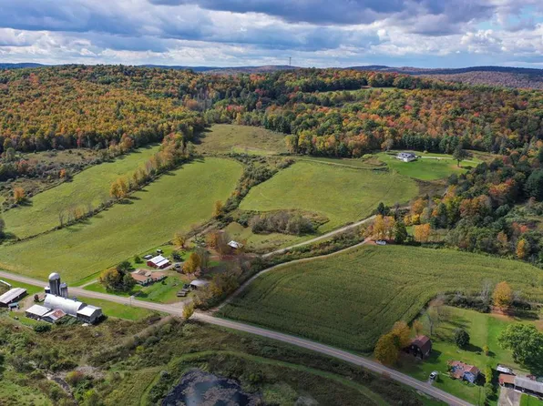 100 Hunters Brae Rd, Lockwood, NY 14859