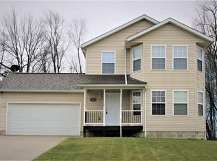 2936 Pepper Hill Cir, Akron, OH 44312