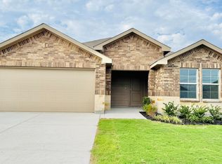 9436 Mint Hill Dr, Fort Worth, TX 76108
