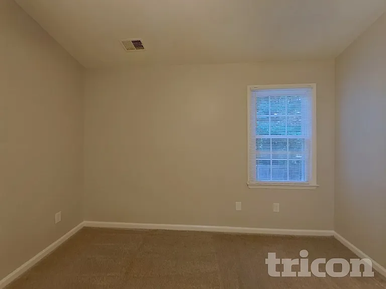7226 Amarillo Dr — Photo 9