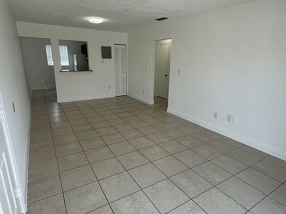 2nd image of 1653 NW 1st St APT 6