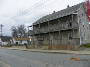 98 Van Den Noort St, Putnam, CT 06260