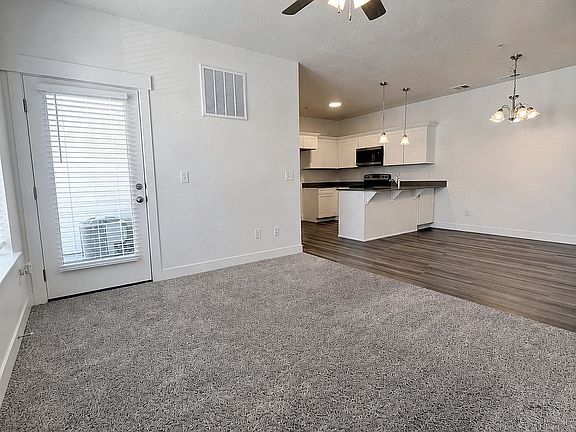 5th image of 4027 W Big Horn Dr #201