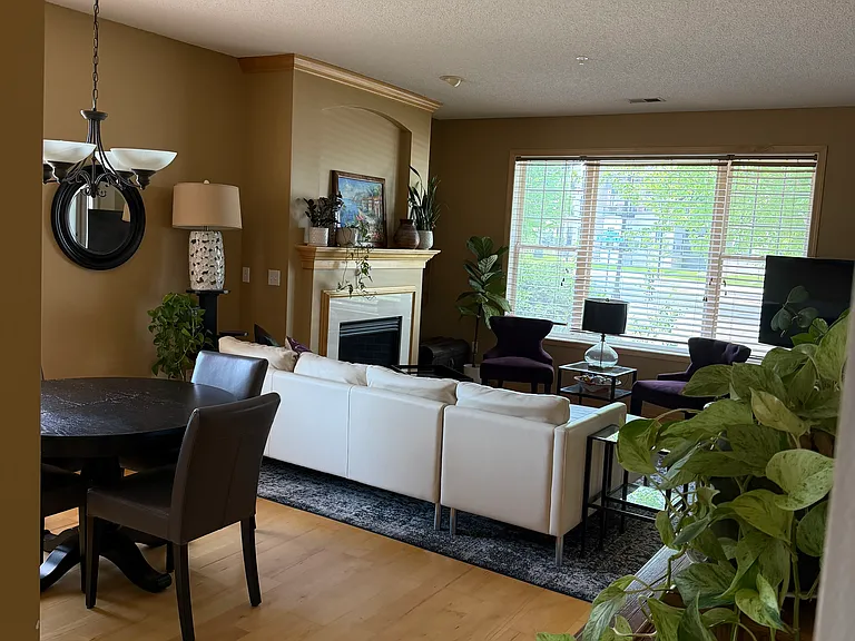 8102 Golden Valley Rd — Photo 9