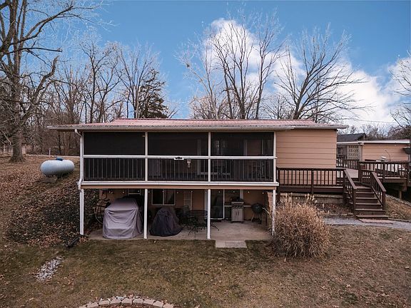 3rd image of 13046 Lark Ct