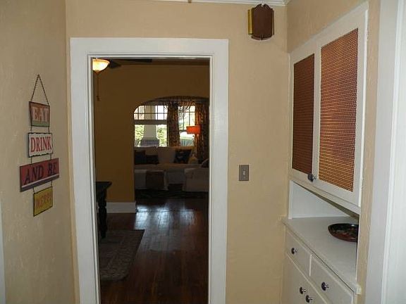 Butler's Pantry