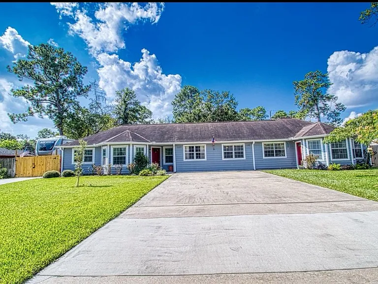 Tall Timbers Dr — Photo 1