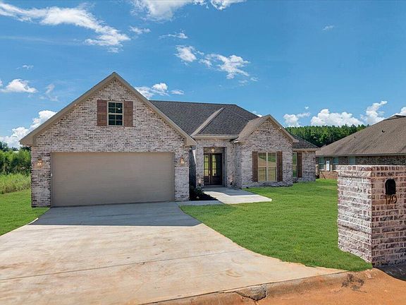 4th image of 170 Clear View Ln