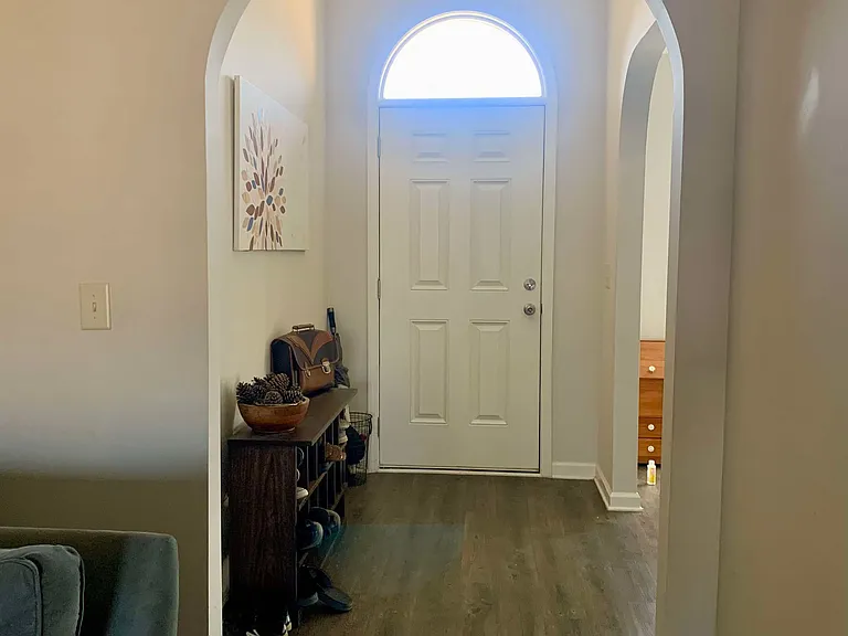 607 George Dr — Photo 10