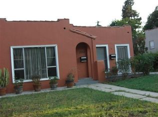 2352 Yosemite Dr, Los Angeles, CA 90041