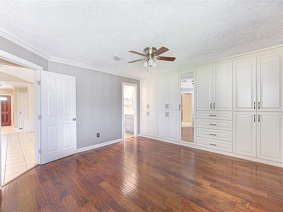 4th image of 4705 Dogwood Dr