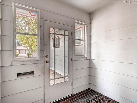 5th image of 2818 Virginia Ave