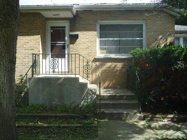 1st image of 4700 N Oconto Ave
