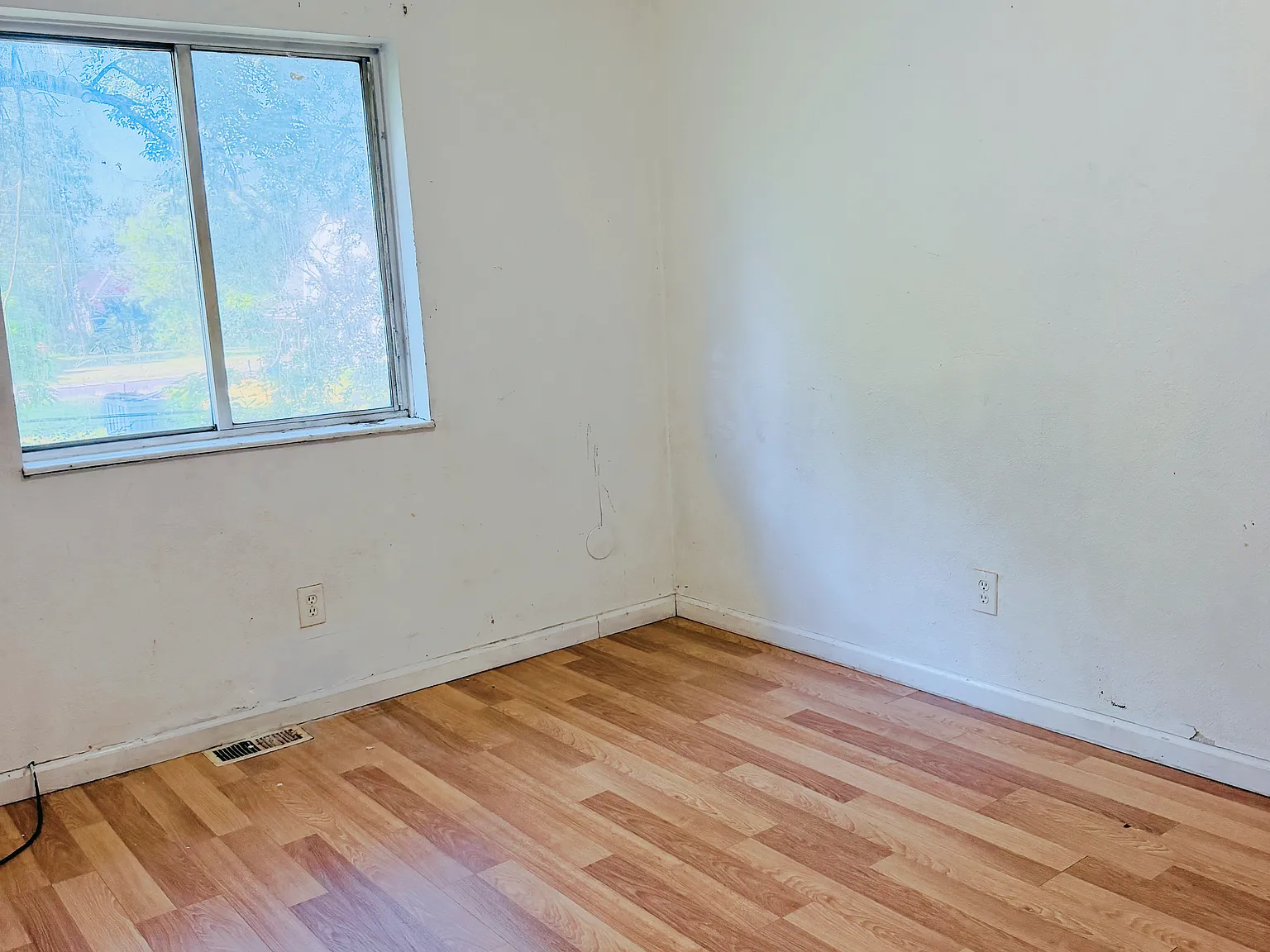 716 Tecumseh St — Photo 3