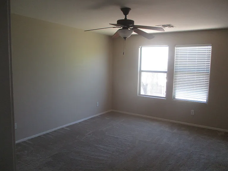 4112 W Allen St — Photo 8
