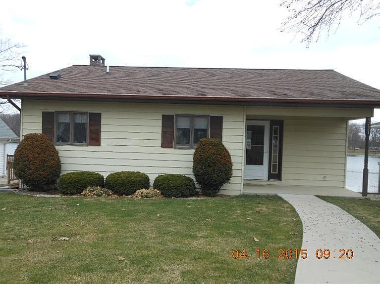 1st image of 9731 N Lake Point Dr