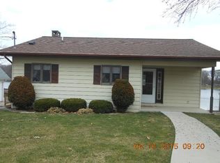 9731 N Lake Point Dr, Otter Lake, MI 48464